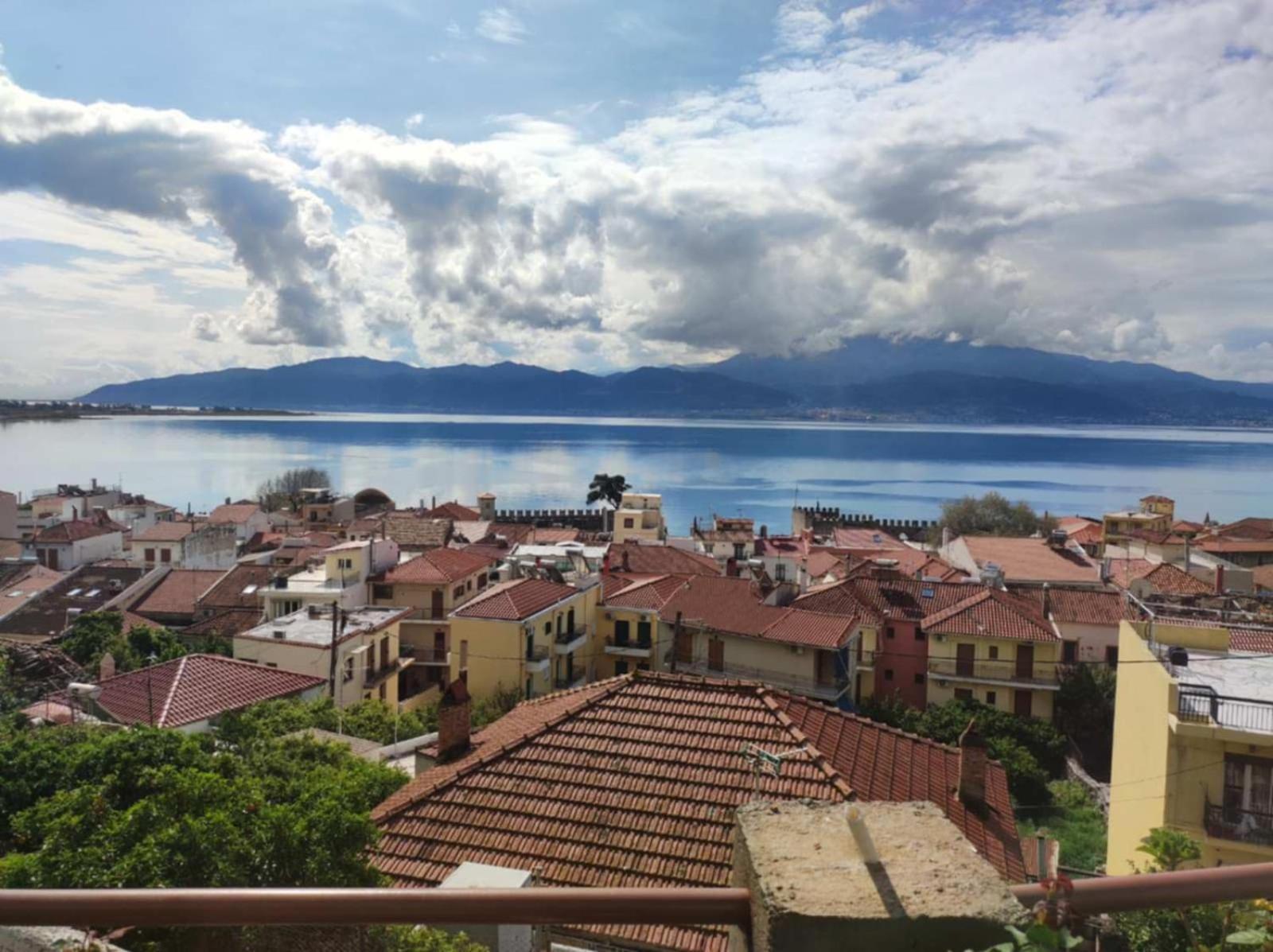 Stone Clock's House Apartment Nafpaktos